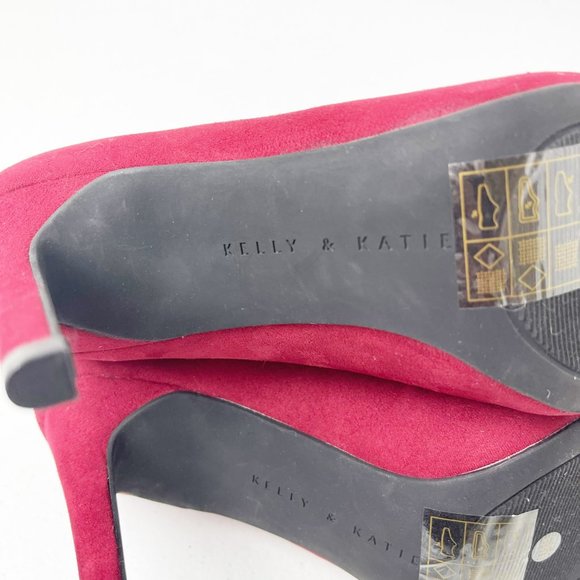 KELLY + KATIE Crimson Faux Suede Ankle Boots Size 6M - Picture 11 of 13